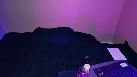 Tiffany Von-Pierre online show from 06/04/26, 01:44