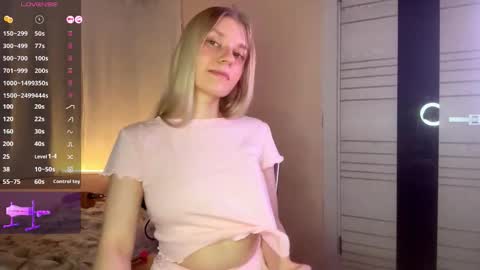 Mary online show from 11/22/25, 03:22