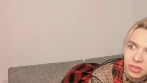 Snapshot of peggypierce chatting on 12/06/24, 12:56 Leo online show from 12/06/24, 12:56