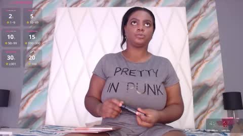 Snapshot of penelopeboobs_ chatting on 09/11/25, 05:13 online show from 09/11/25, 05:13