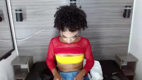 Penelopee Rouse online show from 01/15/26, 07:50