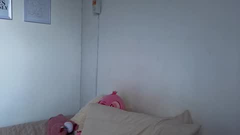 penelophe01 online show from 02/15/26, 06:48