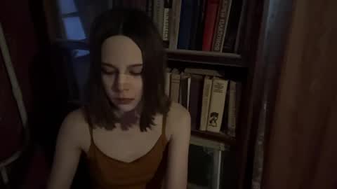 Snapshot of pennilinka chatting on 04/07/26, 03:40 Alya online show from 04/07/26, 03:40