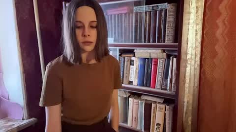 Snapshot of pennilinka chatting on 04/16/26, 12:17 Alya online show from 04/16/26, 12:17