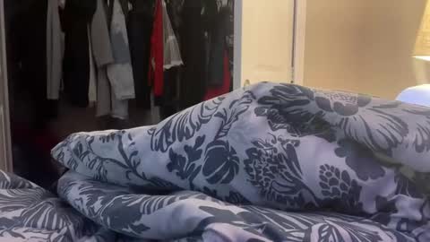 penutbutter691 online show from 02/18/26, 09:44