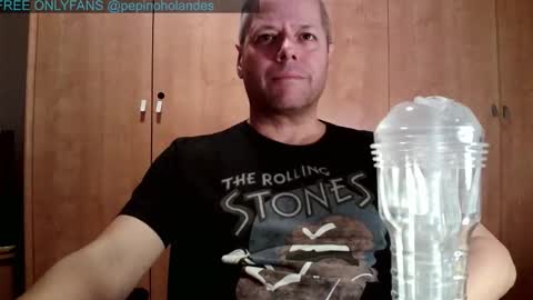 Snapshot of pepinoholandes chatting on 11/14/25, 11:35 Pepino Holandes online show from 11/14/25, 11:35