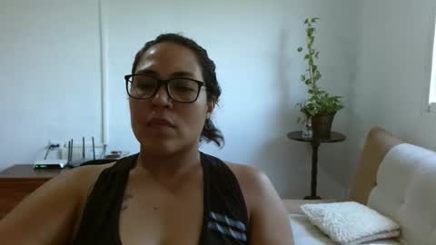 Snapshot of pepitt45 chatting on 05/11/26, 04:37 Megan online show from 05/11/26, 04:37