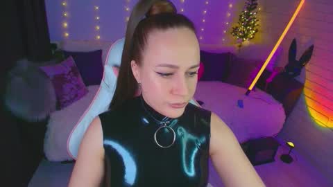 Dia  online show from 02/10/26, 08:24