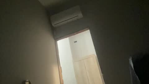 Snapshot of peppinslosqualo chatting on 01/21/25, 09:04 peppinslosqualo online show from 01/21/25, 09:04