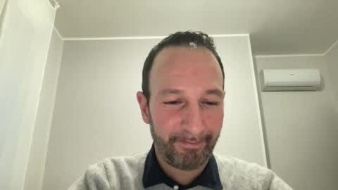 Snapshot of peppinslosqualo chatting on 02/23/25, 05:18 peppinslosqualo online show from 02/23/25, 05:18