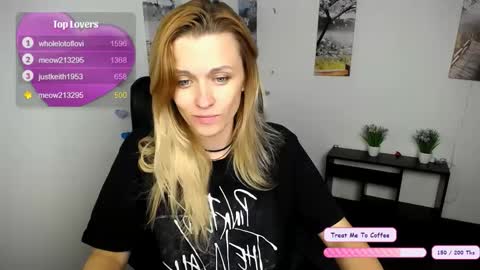 Mia online show from 10/20/25, 06:25