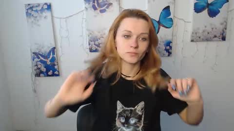 Mia online show from 01/16/26, 08:40