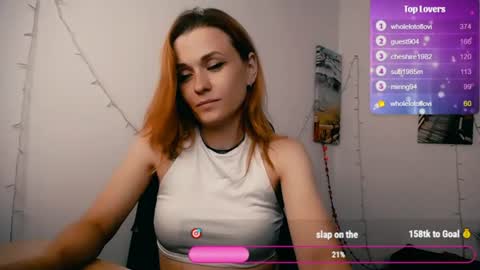 Mia online show from 07/11/26, 07:22