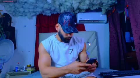Snapshot of perfec_king00 chatting on 05/30/26, 04:31 Jacob online show from 05/30/26, 04:31
