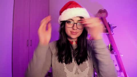 Sarah Ana Banana online show from 12/13/24, 05:49