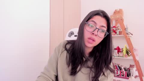 Sarah Ana Banana online show from 12/27/24, 03:04