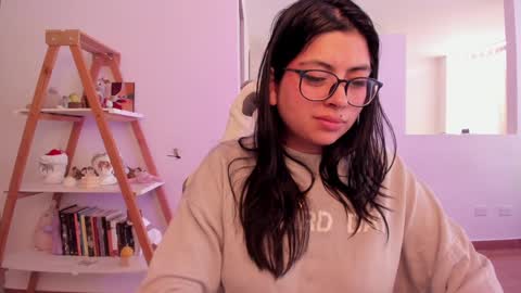 Sarah Ana Banana online show from 02/04/25, 09:52