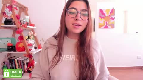 Sarah Ana Banana online show from 11/06/25, 07:04