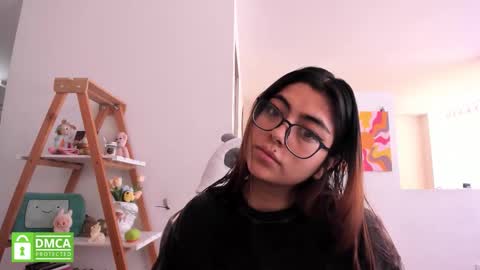 Sarah Ana Banana online show from 02/05/26, 04:00