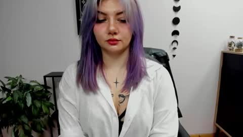 Gabbie online show from 01/29/25, 03:04