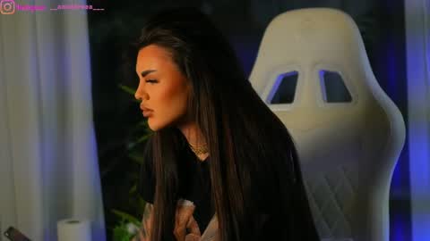 Dee online show from 12/09/24, 08:33