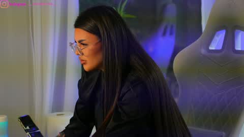 Dee online show from 01/24/25, 09:49