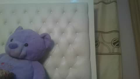 Taurus online show from 04/12/26, 04:45