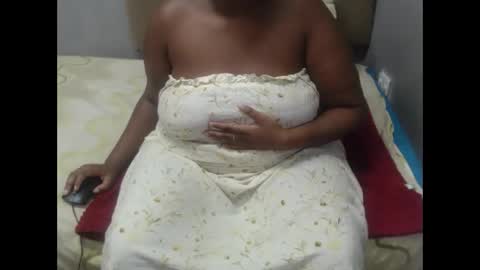 Snapshot of perkyass2000 chatting on 02/21/26, 10:27 perkyass2000 online show from 02/21/26, 10:27