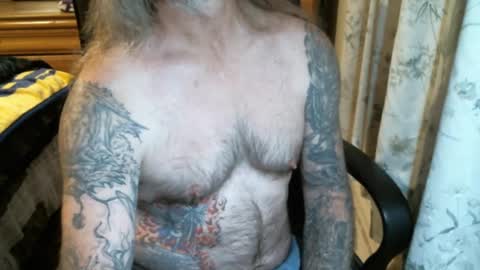 Snapshot of perkymalenipples chatting on 12/12/24, 11:58 perkymalenipples online show from 12/12/24, 11:58