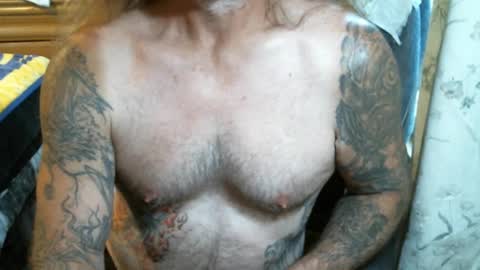 Snapshot of perkymalenipples chatting on 09/21/25, 09:27 perkymalenipples online show from 09/21/25, 09:27