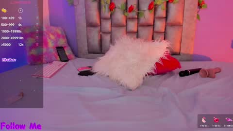 Perla online show from 02/22/25, 10:42