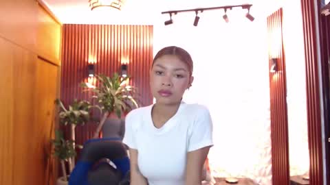 Perla online show from 03/12/25, 12:15