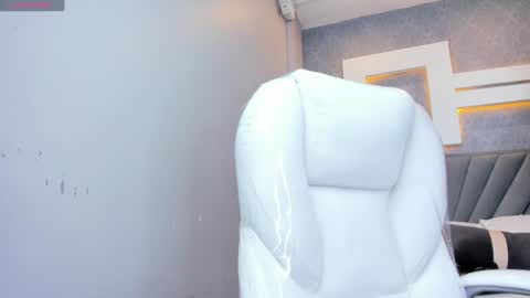 PERLA  online show from 12/16/24, 11:07