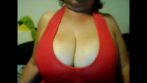 perlita070822 online show from 12/12/24, 04:15