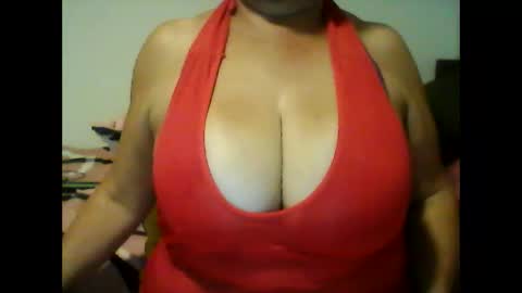 perlita070822 online show from 01/19/25, 04:44