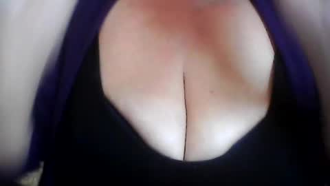 perlita070822 online show from 08/01/26, 03:06