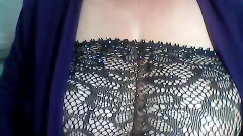 perlita070822 online show from 08/05/26, 03:42