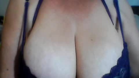 perlita070822 online show from 08/09/26, 04:28