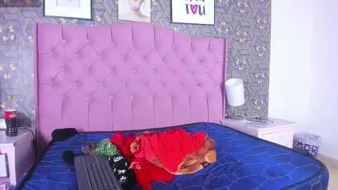 perlita_suarez online show from 03/10/25, 12:29