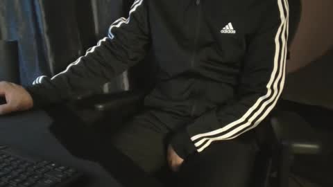 Lalo   x peruvianevil  ig peruvianevil  online show from 02/25/26, 04:55