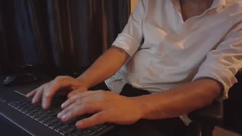 Lalo   x peruvianevil  ig peruvianevil  online show from 03/30/26, 03:29