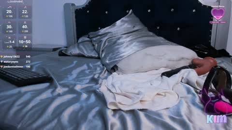 Snapshot of pervert_pantyhose chatting on 12/09/24, 10:00 Kimberly online show from 12/09/24, 10:00