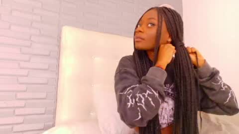 pervert_shydoll online show from 05/07/26, 04:07