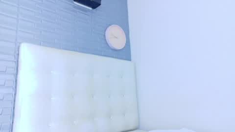 pervert_shydoll online show from 05/08/26, 03:23