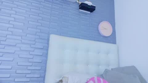 pervert_shydoll online show from 05/27/26, 03:14
