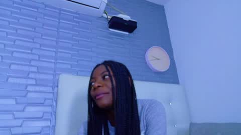 pervert_shydoll online show from 06/05/26, 02:51