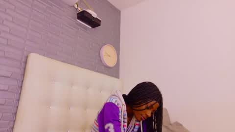 pervert_shydoll online show from 06/09/26, 03:29