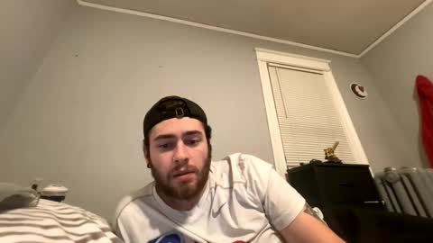 Snapshot of pervysage6969696 chatting on 12/19/25, 11:12 Manny online show from 12/19/25, 11:12