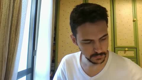 Snapshot of pescadofish chatting on 11/22/25, 01:43 fer mlg online show from 11/22/25, 01:43