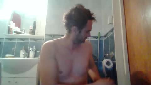 peshtic20 online show from 10/27/25, 04:16